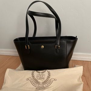 Black Ralph Lauren shoulder bag